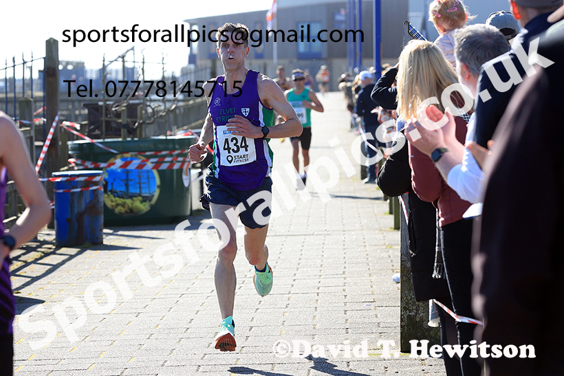 The 2025 Blyth 10k Road Race. Photo: David T. Hewitson/Sports for All Pics